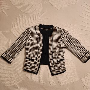 White House Black Market cropped knitted blazer size 4